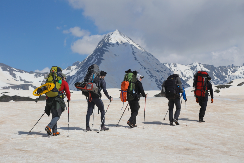 Пик Бзерпи в мае